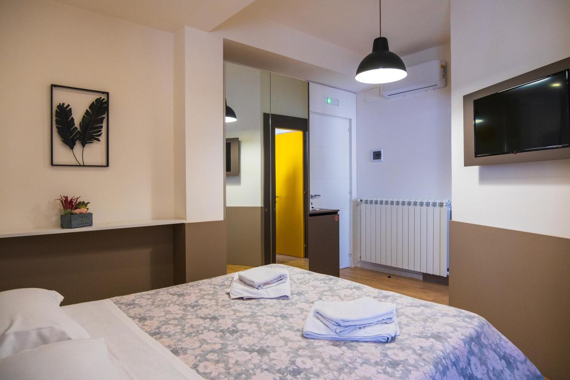 Avezzano 3E60 Hotel Exterior foto